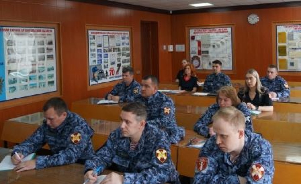 В Архангельске с начальниками отделов лицензионно-разрешительной работы прошли учебные сборы